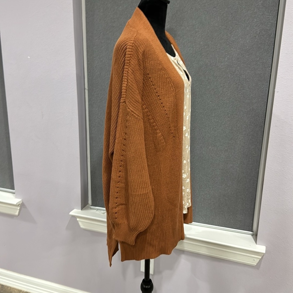 Cardigan - Picture 4 of 4